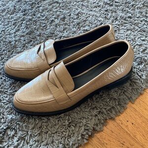 ASOS DESIGN Mantra loafer flat shoes in croc Beige Size 7.5
